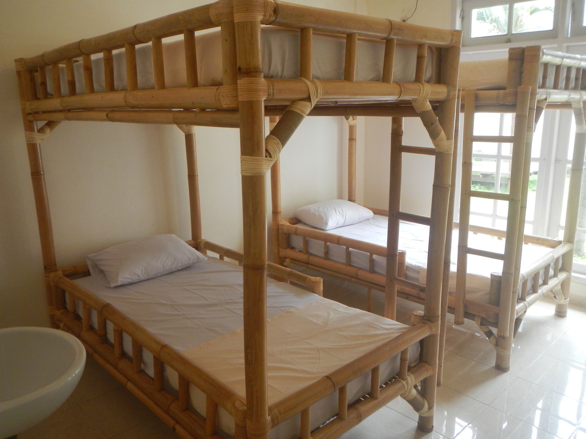 Palmyra Hostel Malang Eksteriør billede